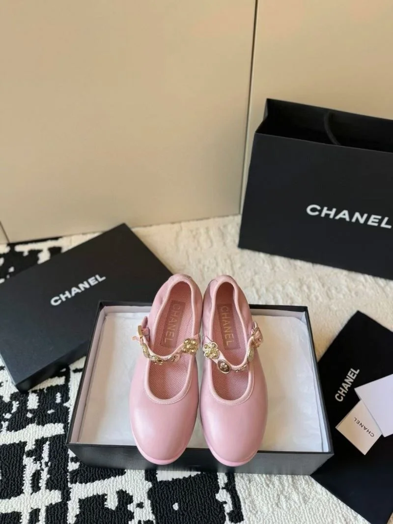 Chanel Flat Shoes Youthful 18219