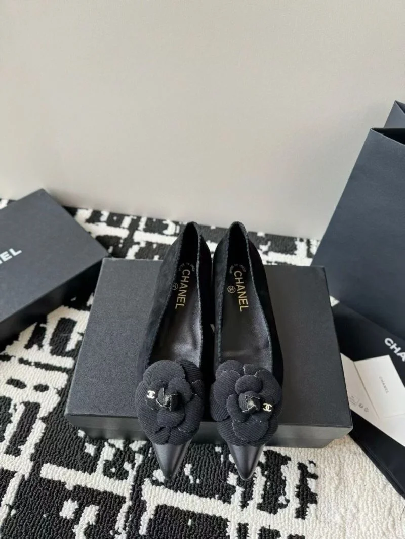 HighPerformance Chanel Flat Shoes 18216