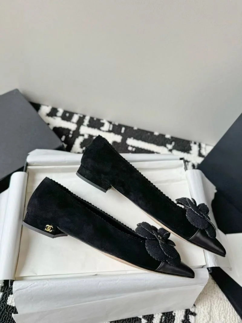 HighPerformance Chanel Flat Shoes 18216