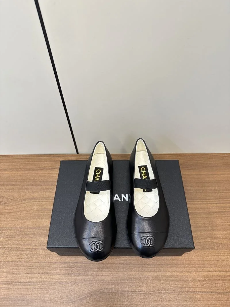 Chanel Flat Shoes GoAnywhere 18267