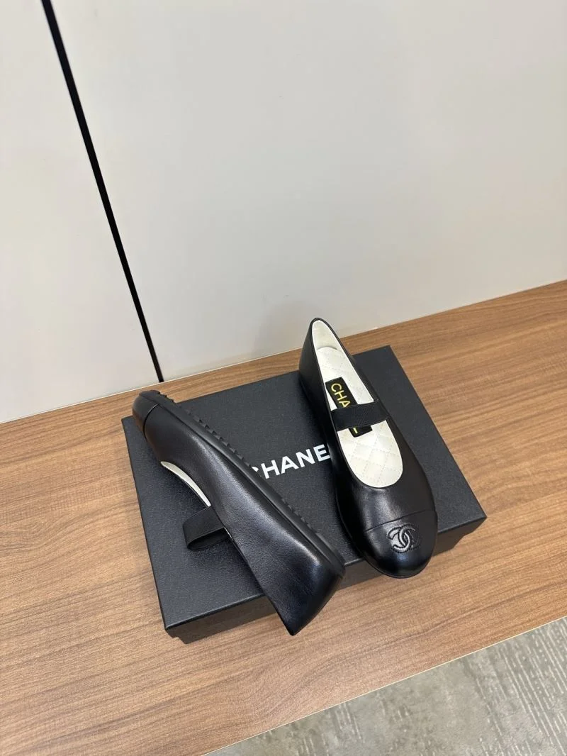 Chanel Flat Shoes GoAnywhere 18267