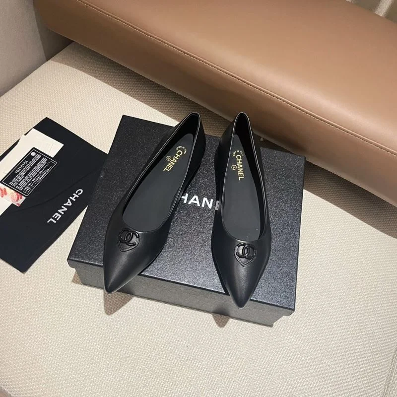 Chanel Flat Shoes Resilient 18210