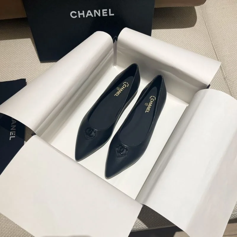 Chanel Flat Shoes Resilient 18210