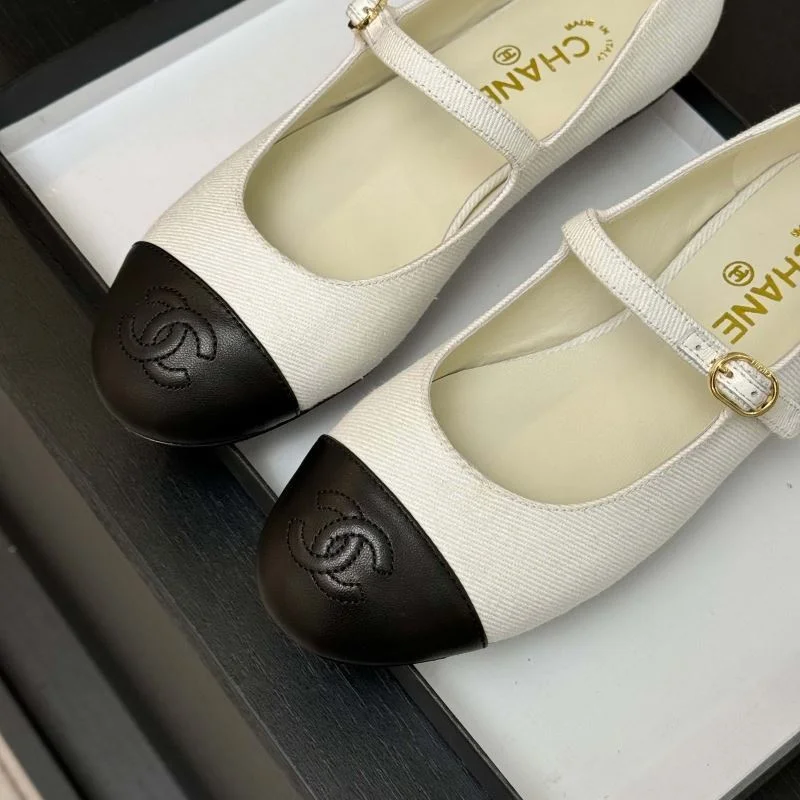Youthful Chanel Flat Shoes 18201
