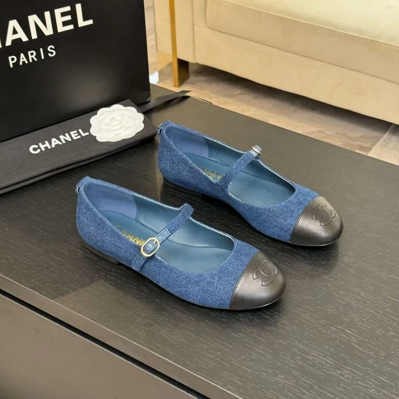 Attractive Chanel Flat Shoes 18209