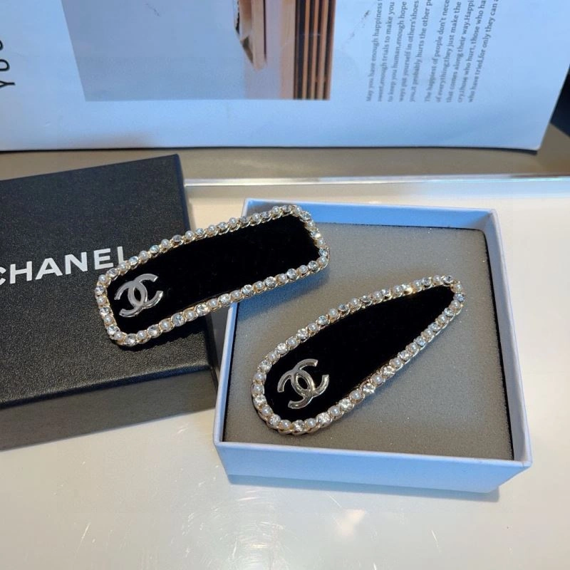 EyeCatching Chanel Hair Hoop 263764