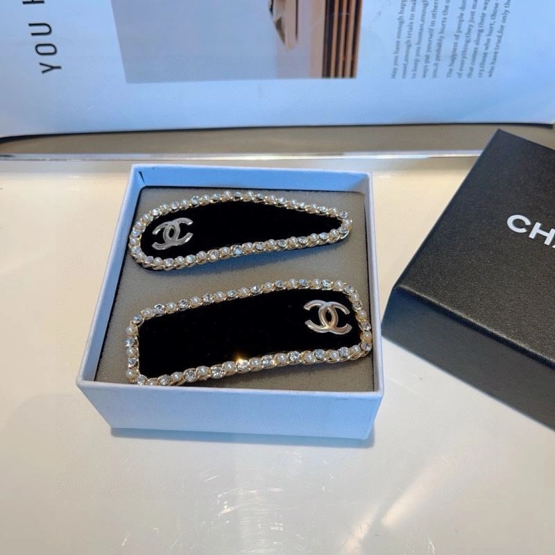 EyeCatching Chanel Hair Hoop 263764
