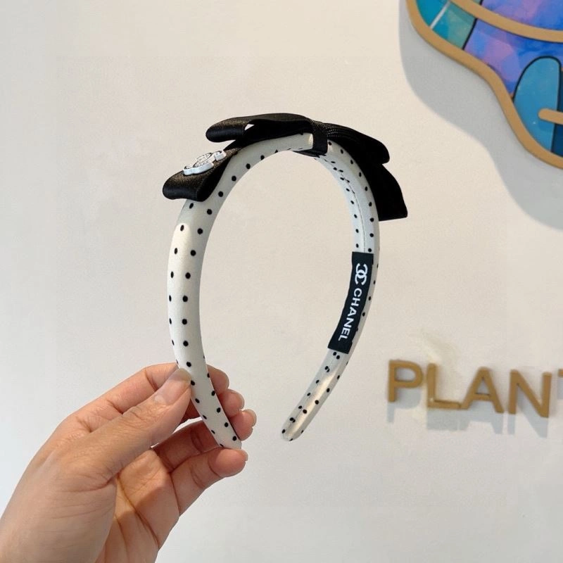 Minimalist Chanel Hair Hoop 263743