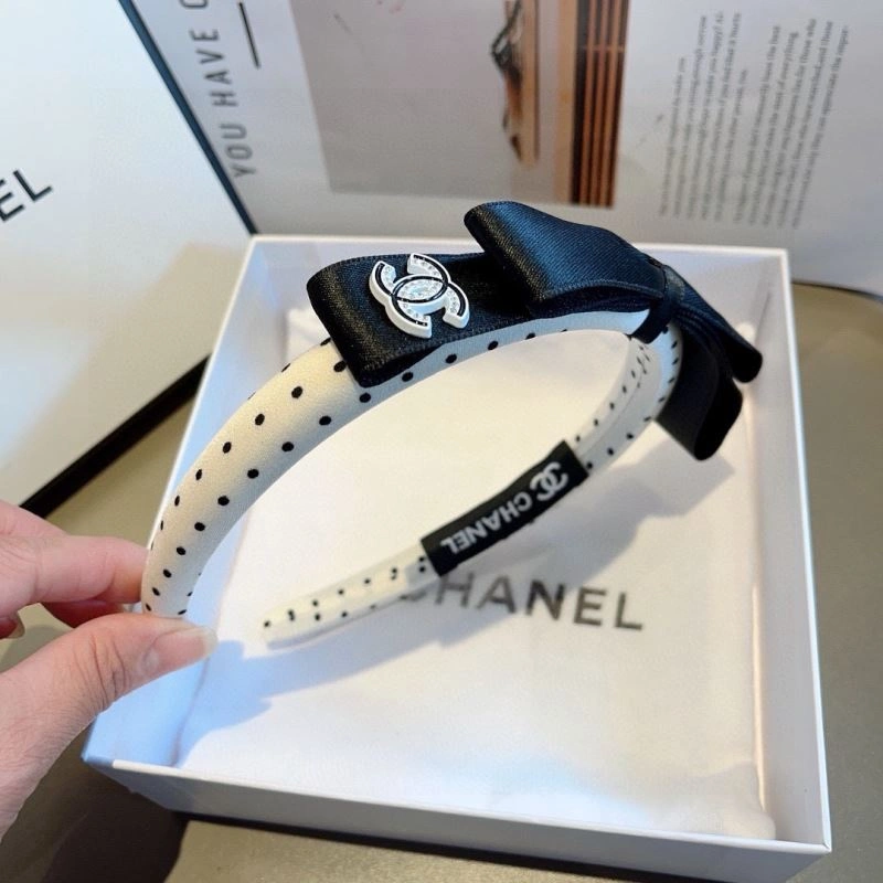 Minimalist Chanel Hair Hoop 263743