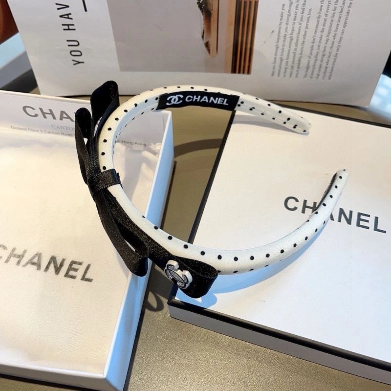 Minimalist Chanel Hair Hoop 263743