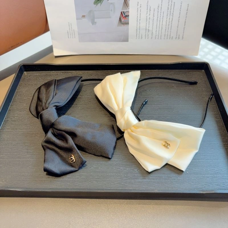 FashionForward Chanel Hair Hoop 263722