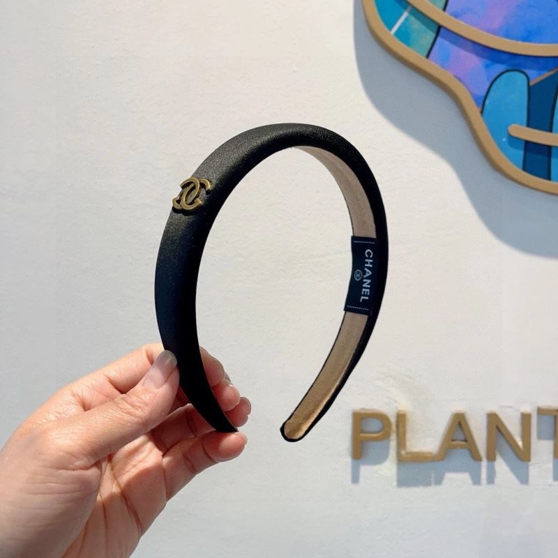 Sophisticated Chanel Hair Hoop 263294