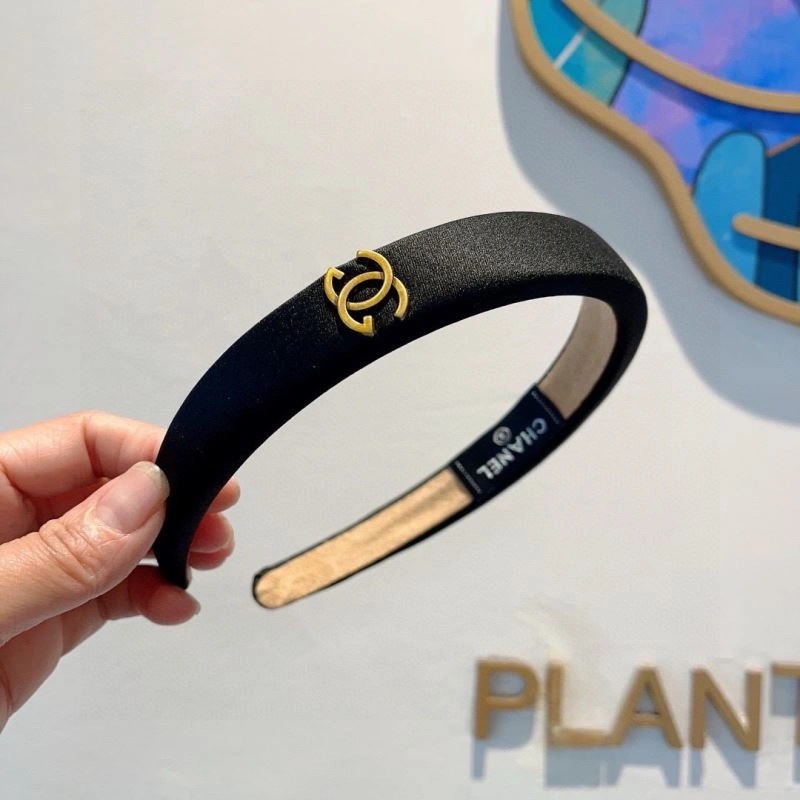 Sophisticated Chanel Hair Hoop 263294