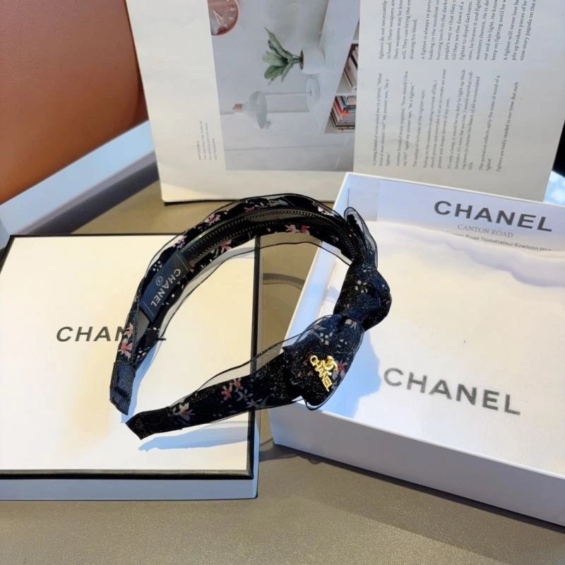 Compact Chanel Hair Hoop 263198