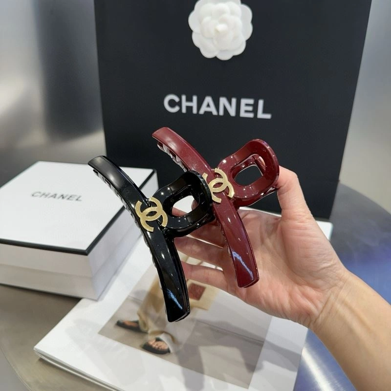 Supportive Chanel Hair Hoop 264737
