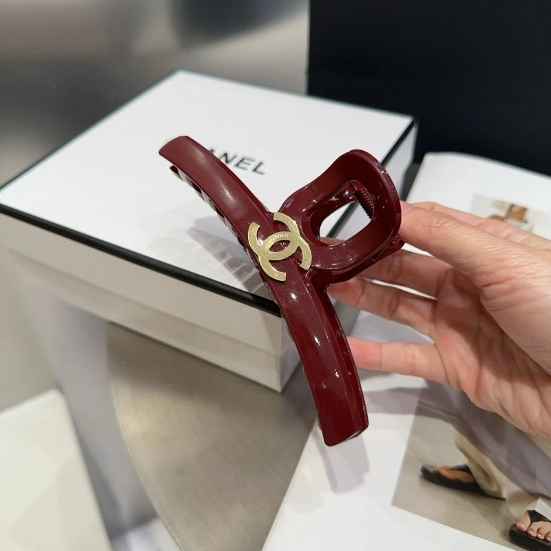 Supportive Chanel Hair Hoop 264737