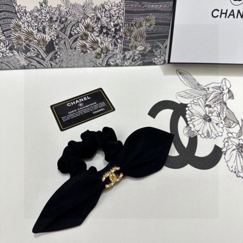Trendsetting Chanel Hair Hoop 264673