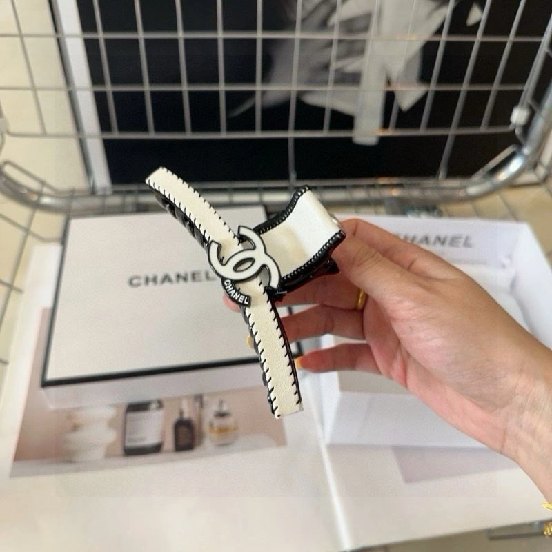 EyeCatching Chanel Hair Hoop 264640
