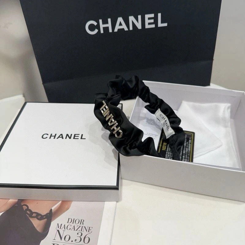 Minimalist Chanel Hair Hoop 264592