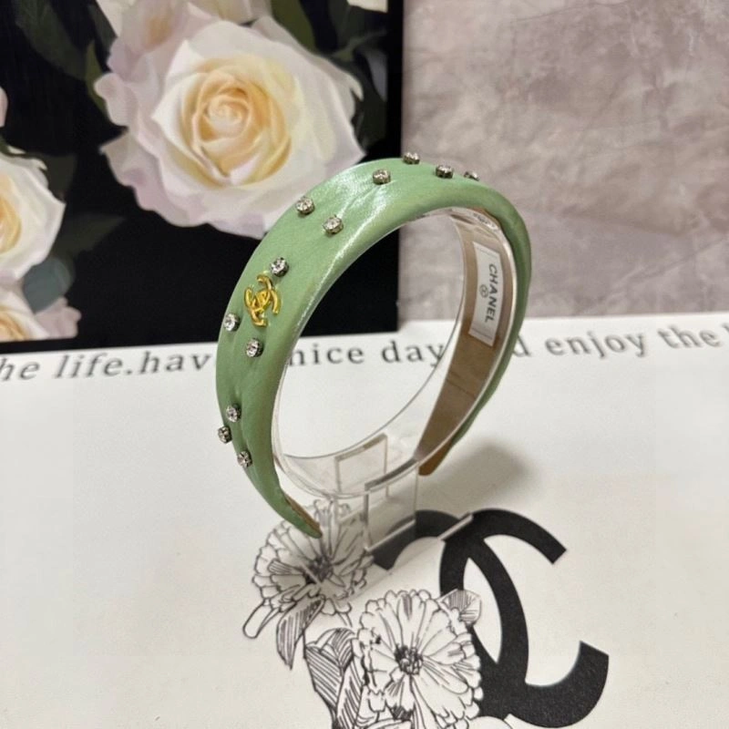 Supportive Chanel Hair Hoop 264573