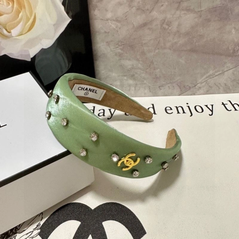 Supportive Chanel Hair Hoop 264573