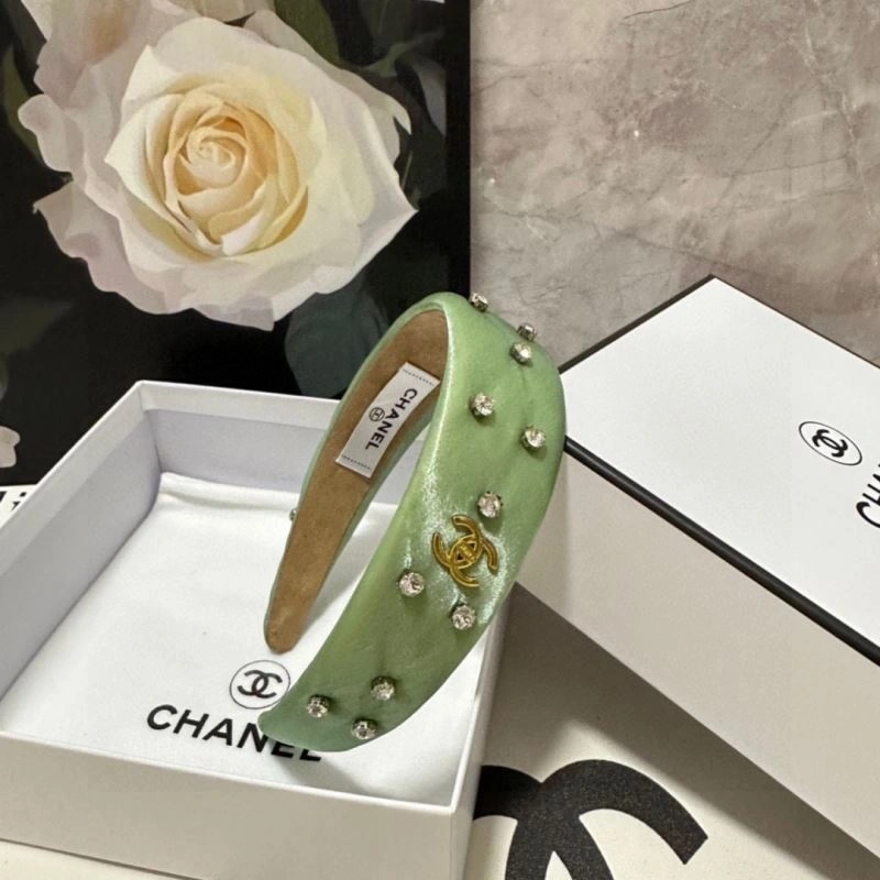 Supportive Chanel Hair Hoop 264573