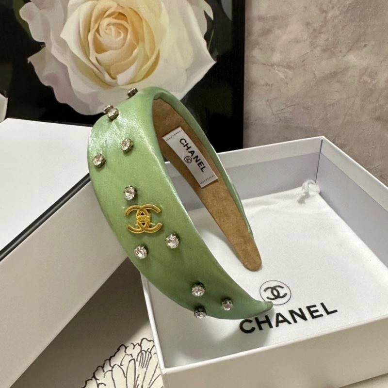 Supportive Chanel Hair Hoop 264573