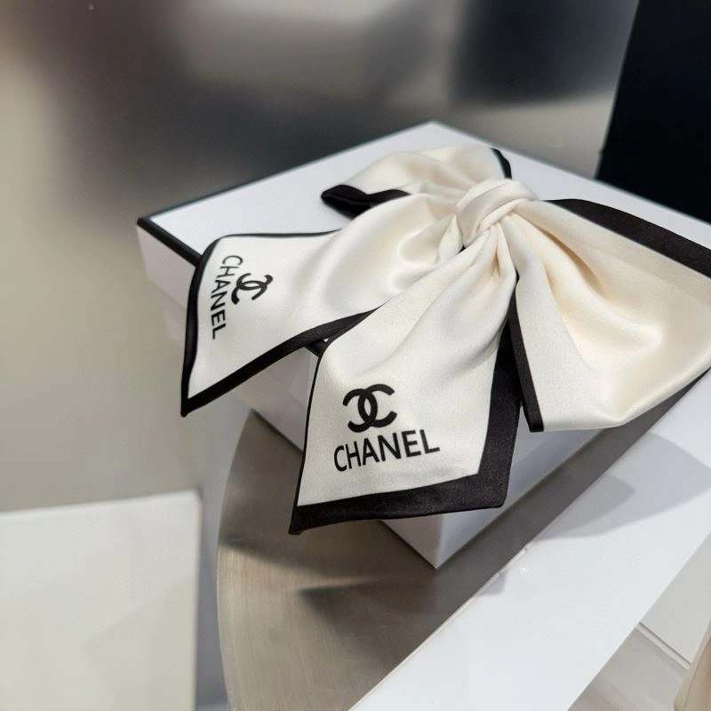 Classic Chanel Hair Hoop 264533