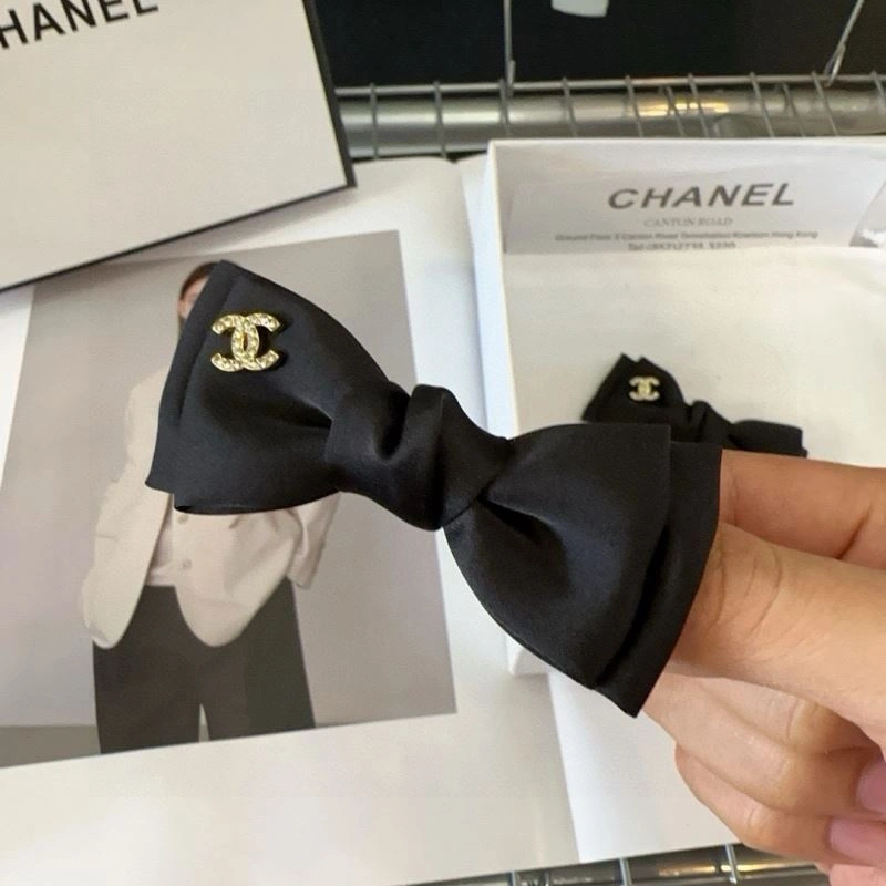 MoistureWicking Chanel Hair Hoop 264517