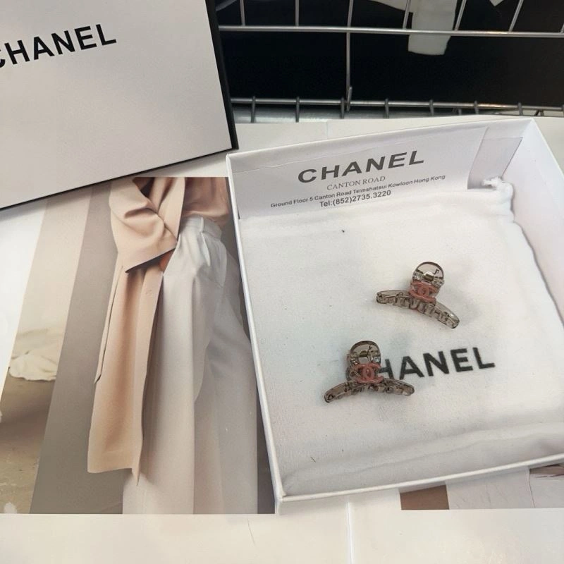 WellDesigned Chanel Hair Hoop 264471