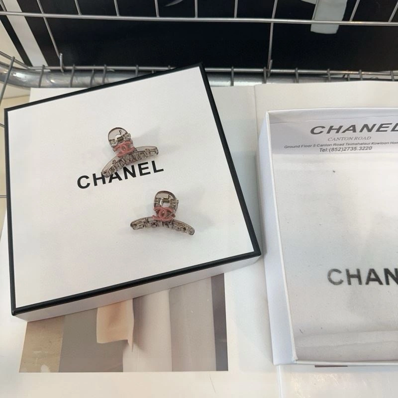 WellDesigned Chanel Hair Hoop 264471