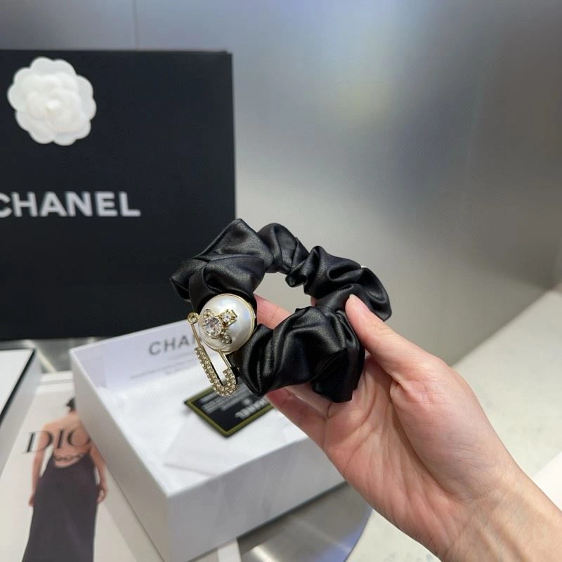WellDesigned Chanel Hair Hoop 264467