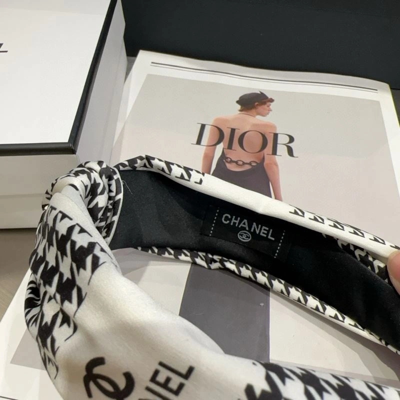 Lightweight Chanel Hair Hoop 264430