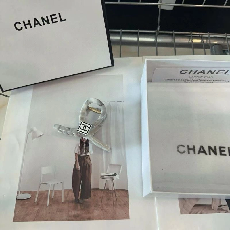 Comfortable Chanel Hair Hoop 264428