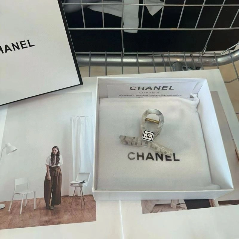 Comfortable Chanel Hair Hoop 264428