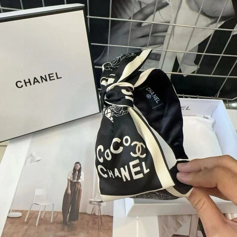 Packable Chanel Hair Hoop 264424