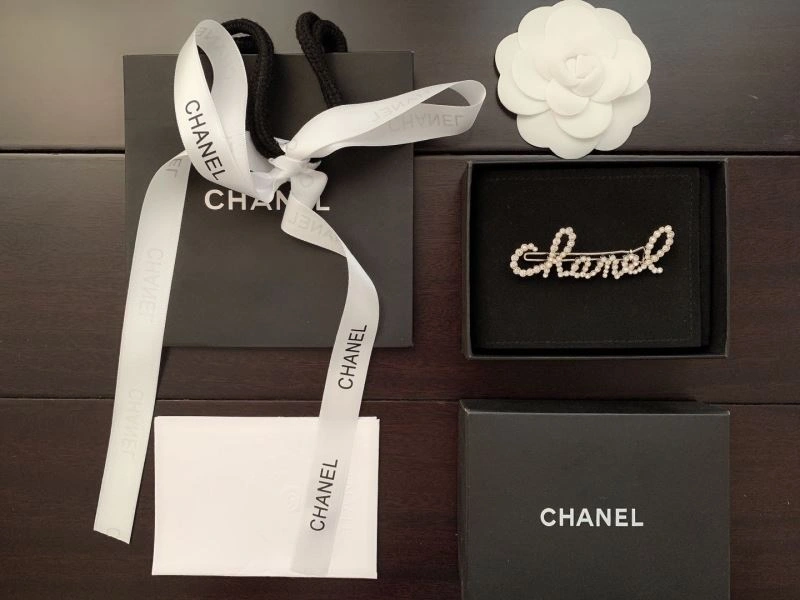 Chanel Hairpins Unisex 231032