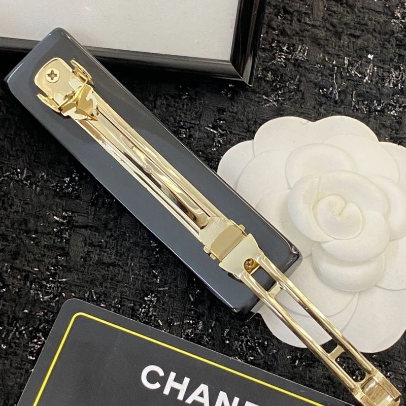 FreshLook Chanel Hairpins 231138