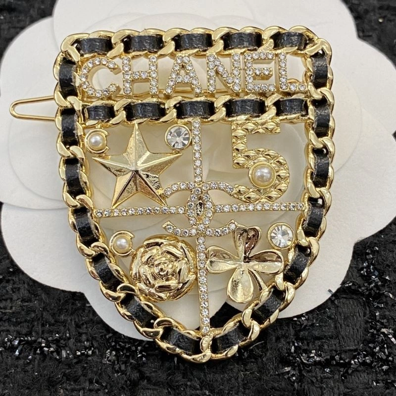 Trendy Chanel Hairpins 231031