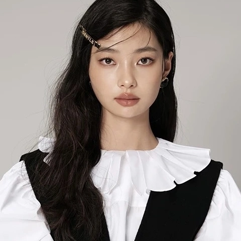 Chanel Hairpins Breathable 232107