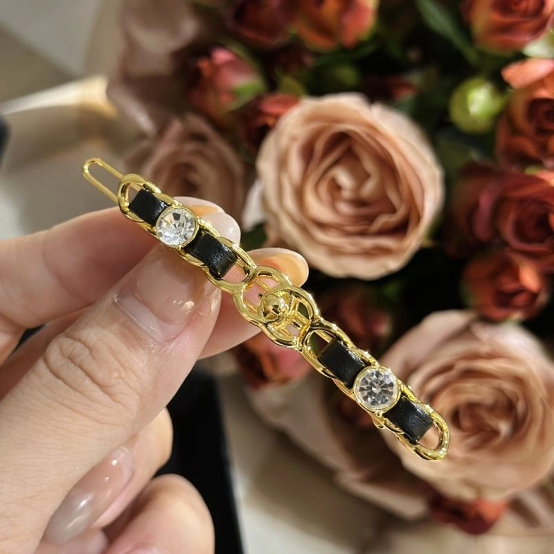 Minimalist Chanel Hairpins 231546