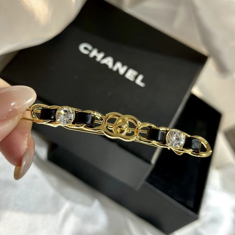 Minimalist Chanel Hairpins 231546