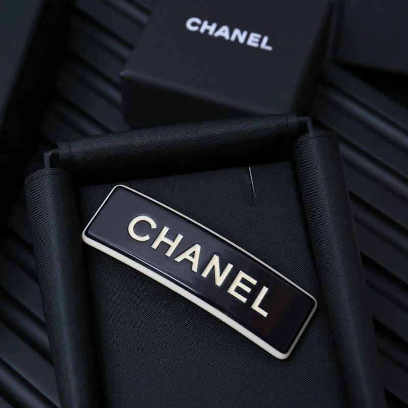 Chanel Hairpins FreshLook 228659