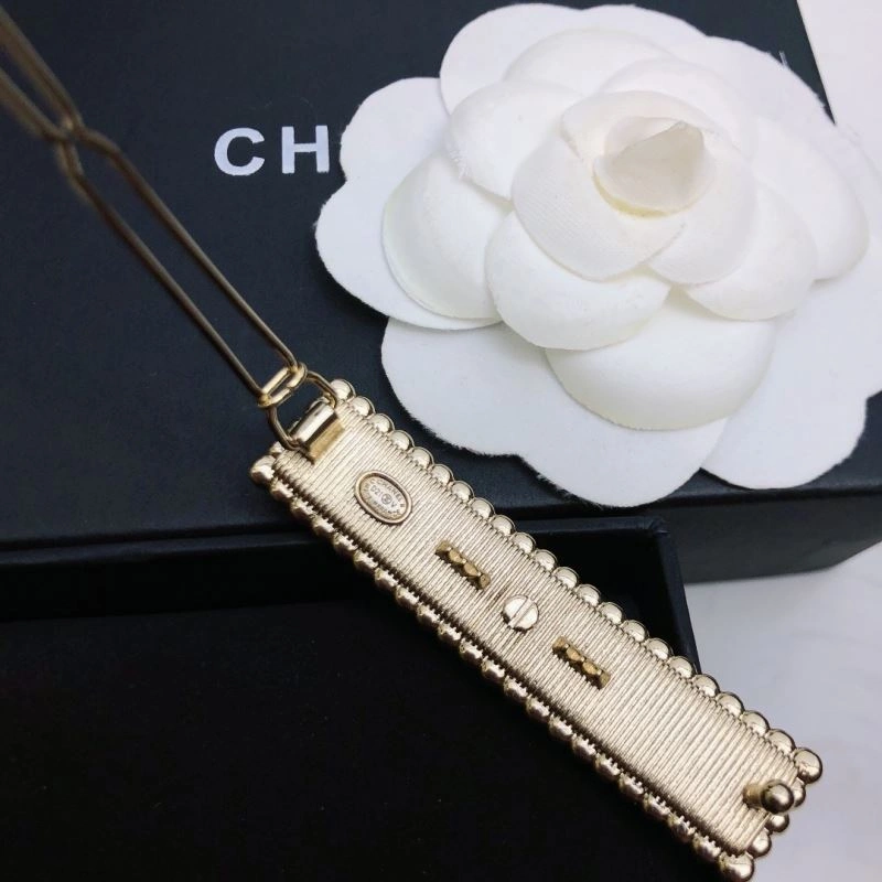 Effortless Chanel Hairpins 227025