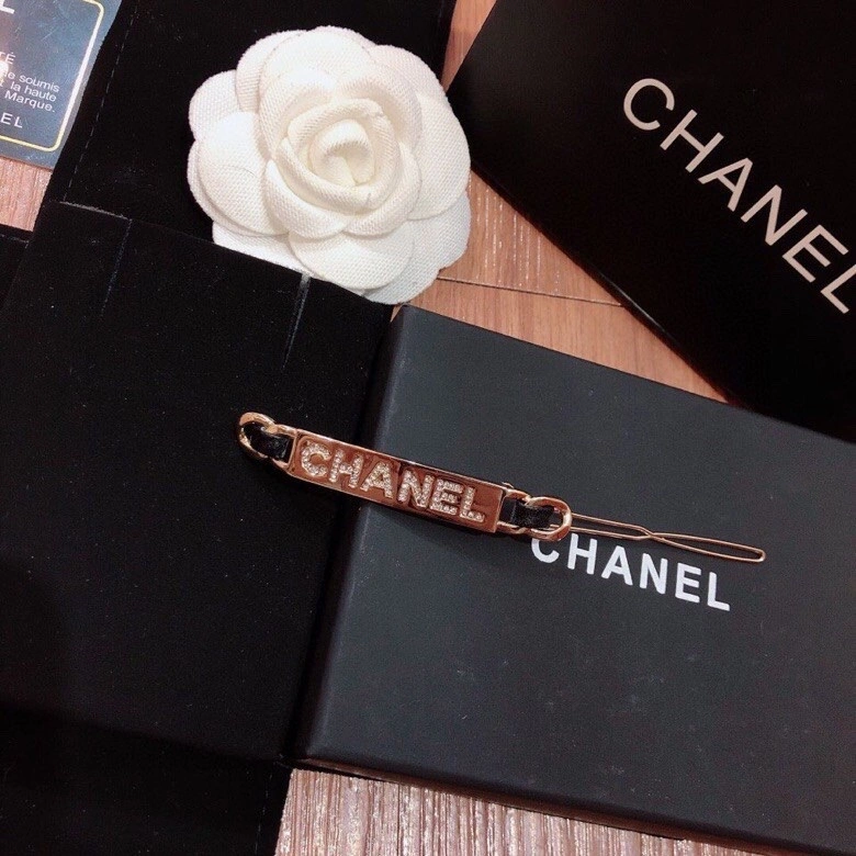 Minimalist Chanel Hairpins 227023
