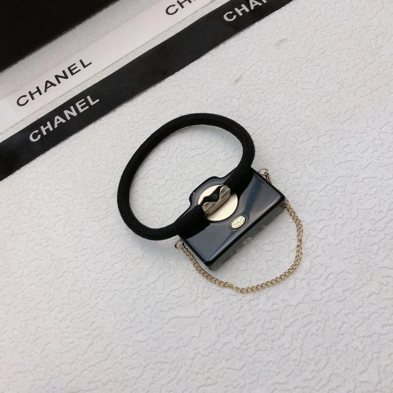 Resilient Chanel Hairpins 227014