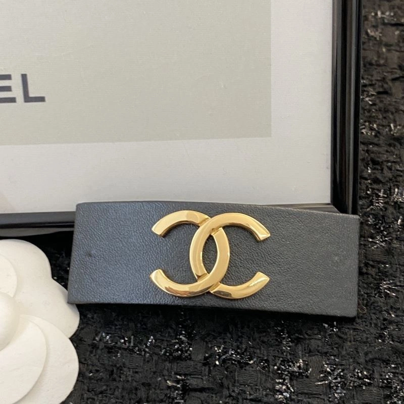 ZipUp Chanel Hairpins 227142