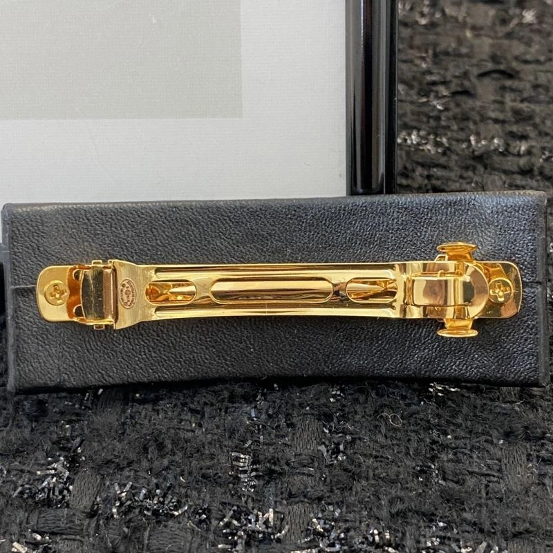 ZipUp Chanel Hairpins 227142