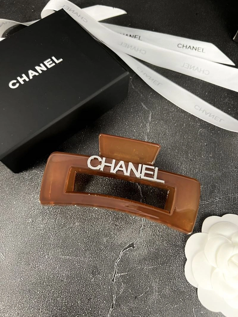 MoistureWicking Chanel Hairpins 226994