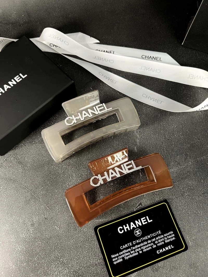 MoistureWicking Chanel Hairpins 226994